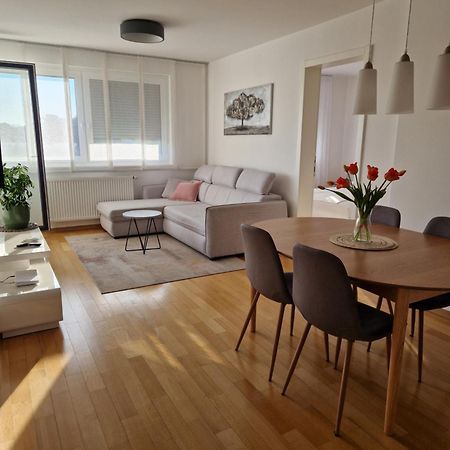 Apartman Malmar One Zagreb Buitenkant foto