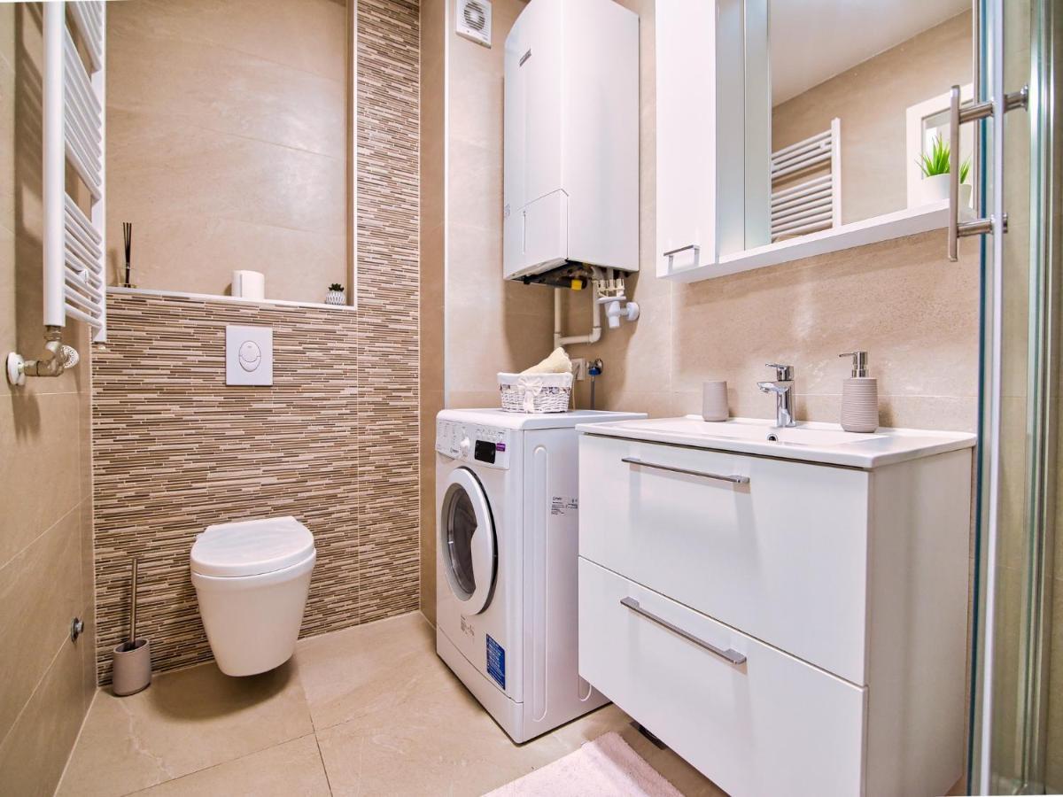Apartman Malmar One Zagreb Buitenkant foto
