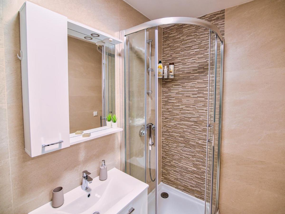 Apartman Malmar One Zagreb Buitenkant foto
